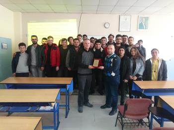 Yüksekoklumuz Öğretim Görevlisi Müslüm KOÇ’un katkıları ile JOTUN tarafından "Gemilerde korozyon, yüzey koruma işlemleri, koruyucular (boyalar) ve boya uygulamaları" konulu bir seminer gerçekleştirildi.