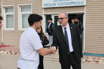 Rektörümüz Prof. Dr. İsmail Boz, Denizcilik MYO Öğrencilerimizle Bir Araya Geldi